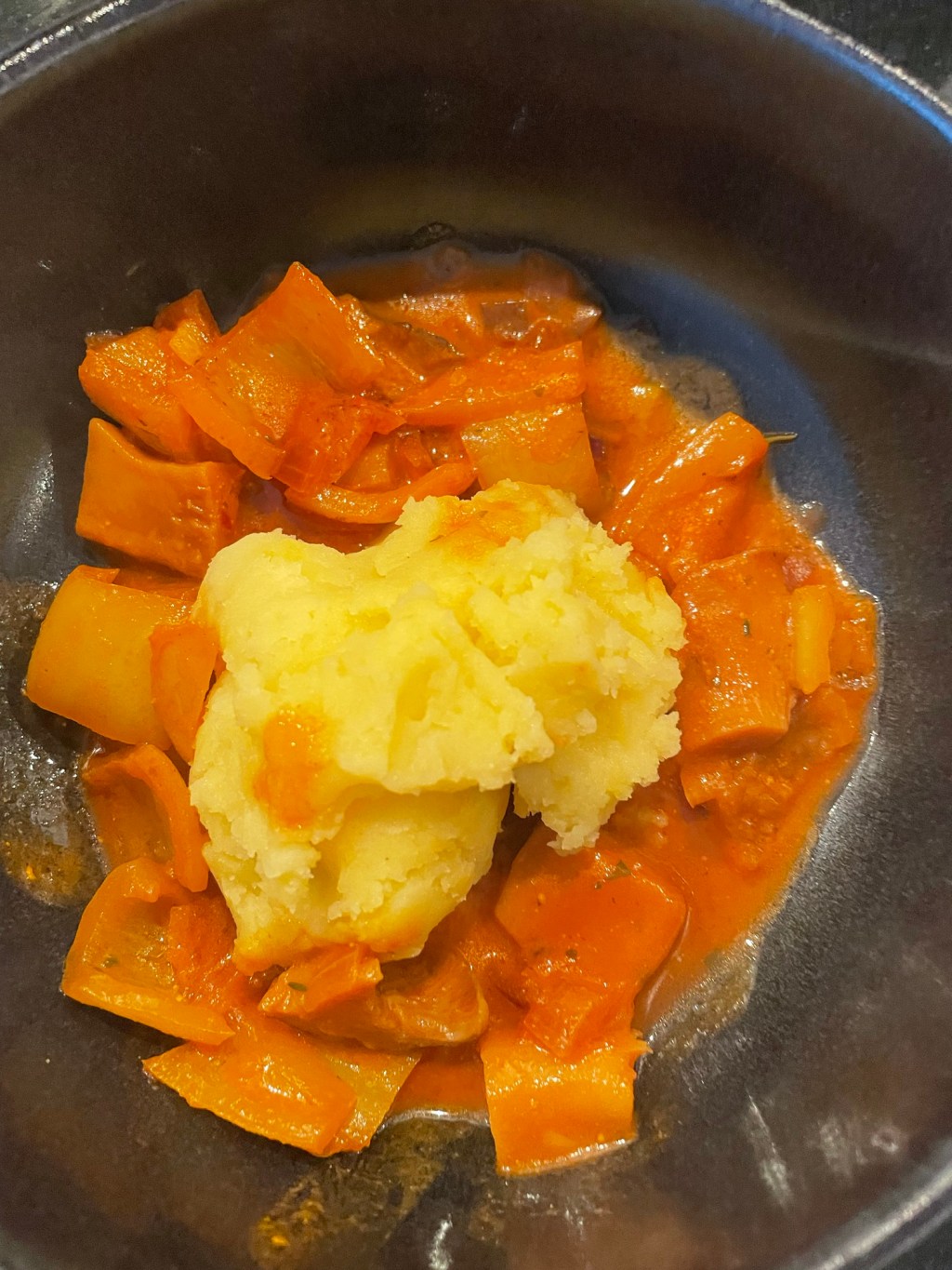Rezepte: Veganes Pilz Gulasch mit Kräuterseitlingen – auch für&nbsp;Diabetiker