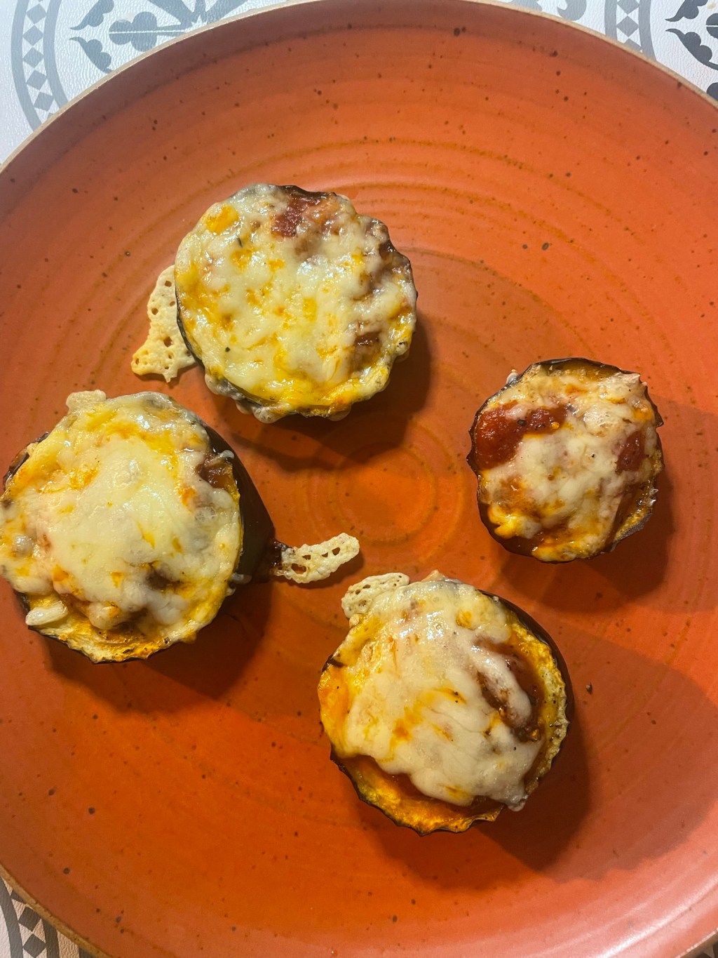 Rezepte: Auberginen Mini Pizzen – vegetarisch – low&nbsp;carb